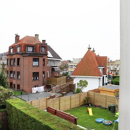Apartment Beau Laurier De Panne